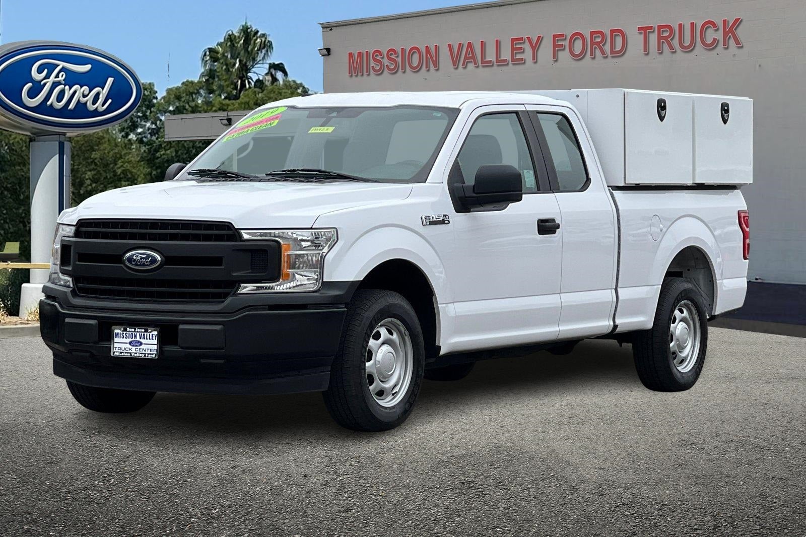 2019 Ford F-150 XL Tool Box's w/Lift