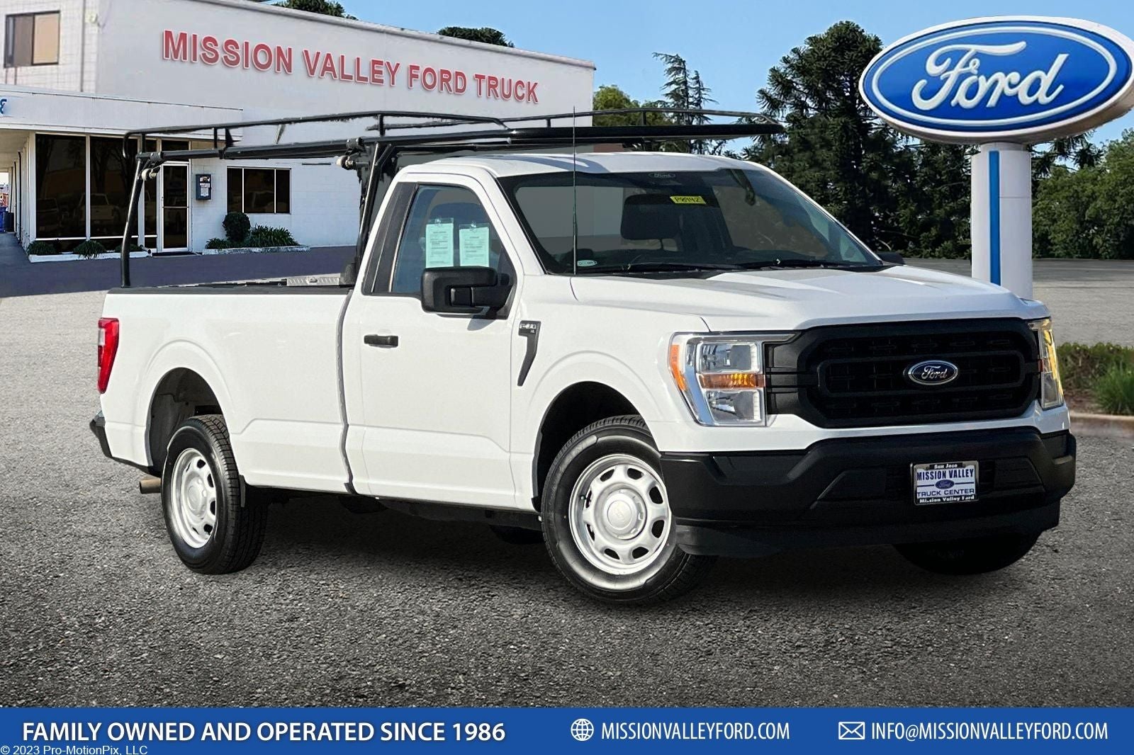 2022 Ford F-150 XL w/Rack-Tool Box