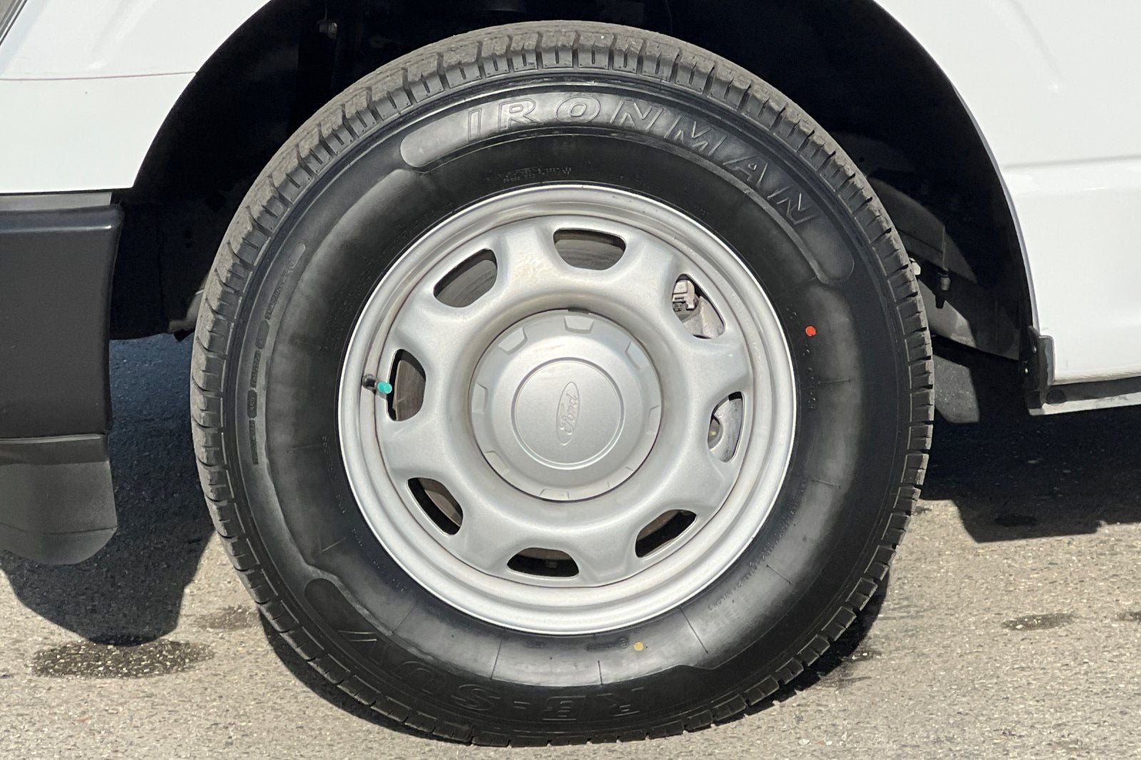 2022 Ford F-150 XL w/Rack-Tool Box