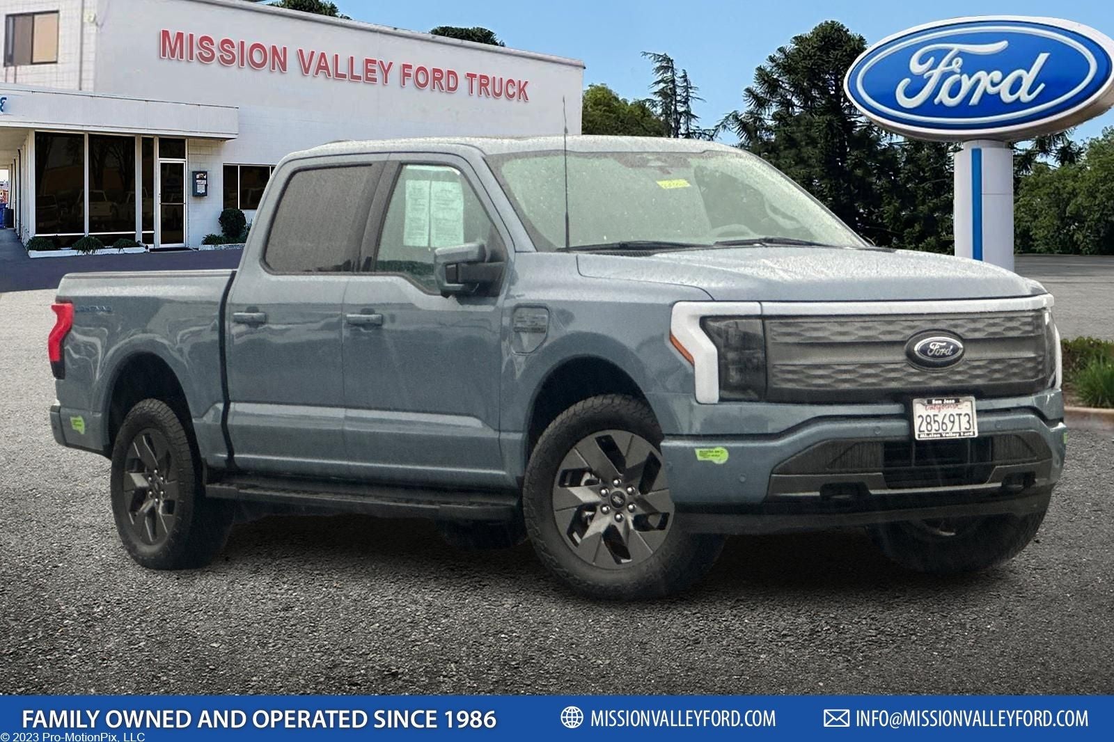 2023 Ford F-150 Lightning Lariat