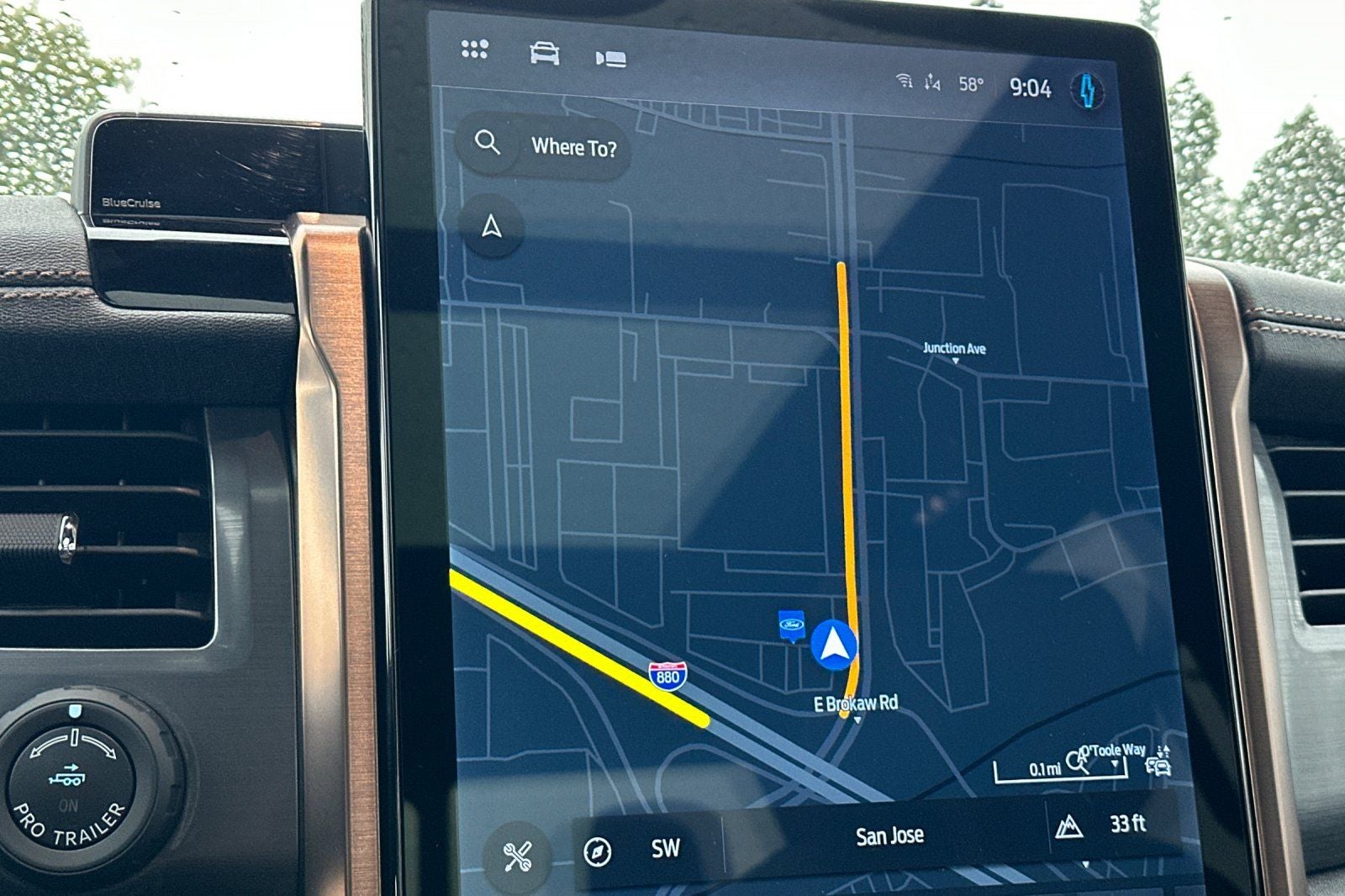 2023 Ford F-150 Lightning Lariat