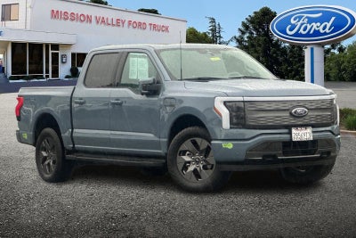 2023 Ford F-150 Lightning Lariat