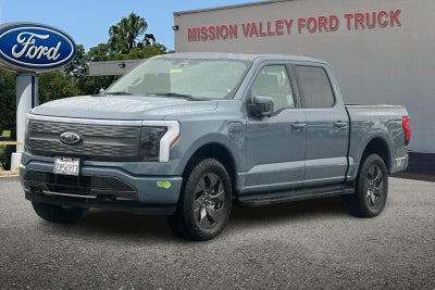 2023 Ford F-150 Lightning Lariat