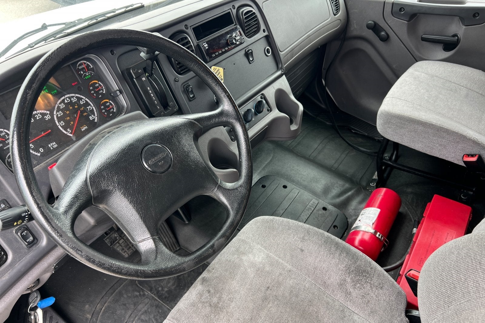 2018 Freightliner M2 20Ft Thermo King Refer