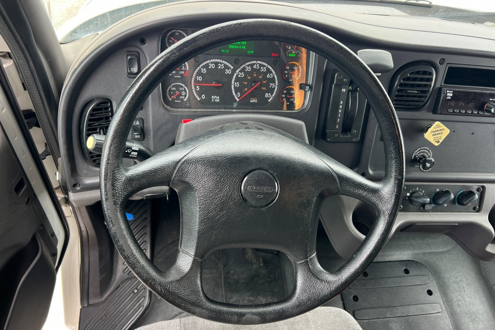 2018 Freightliner M2 20Ft Thermo King Refer