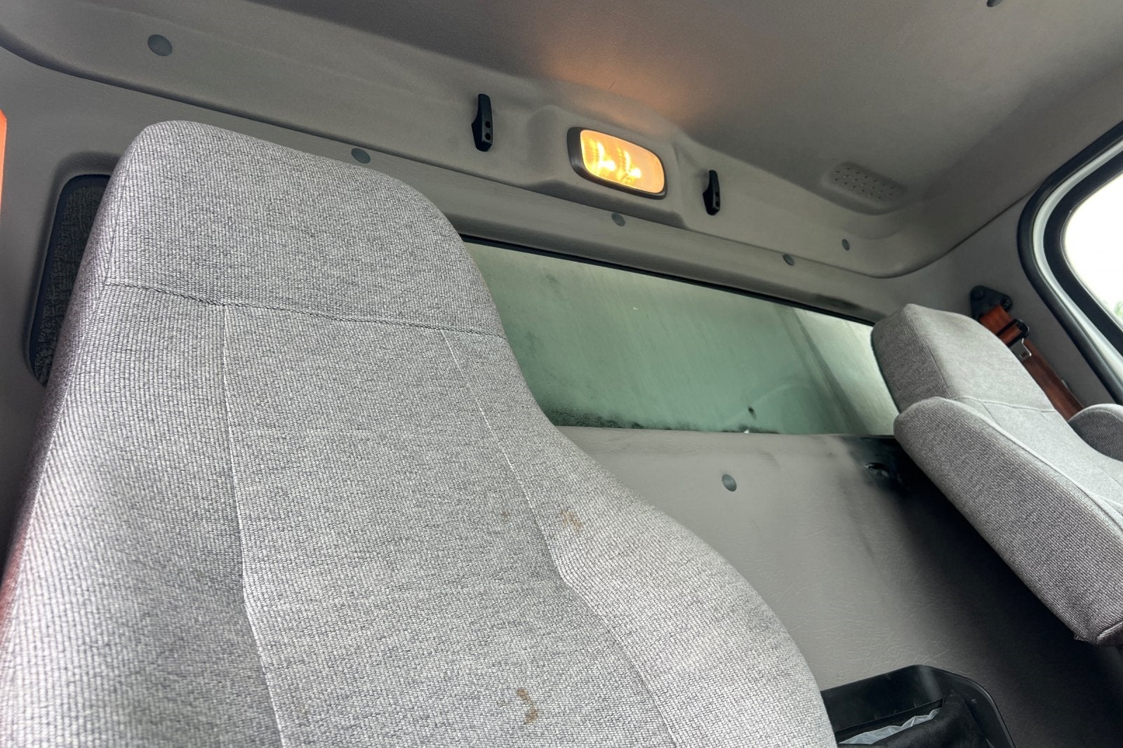 2018 Freightliner M2 20Ft Thermo King Refer