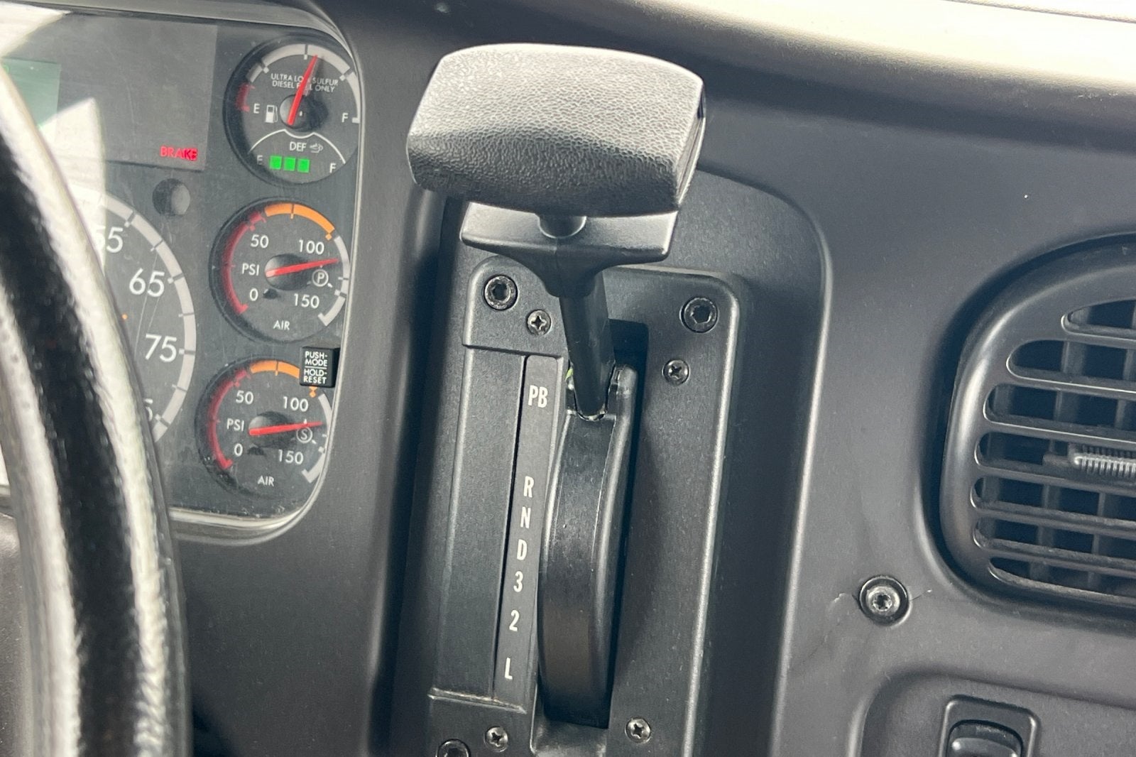 2018 Freightliner M2 20Ft Thermo King Refer