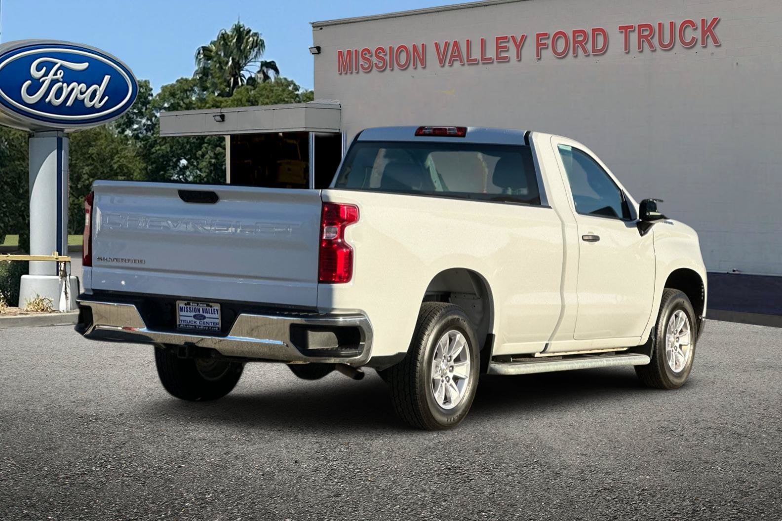 2025 Chevrolet Silverado 1500 WT