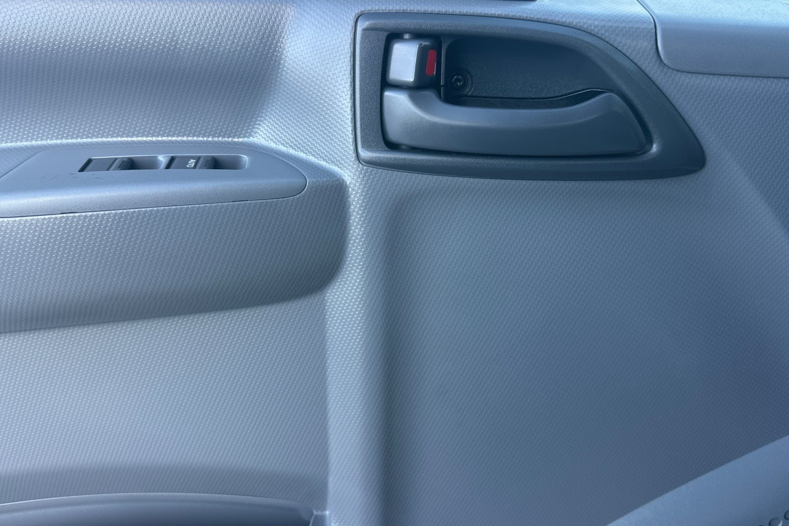 2018 Isuzu NPR Base