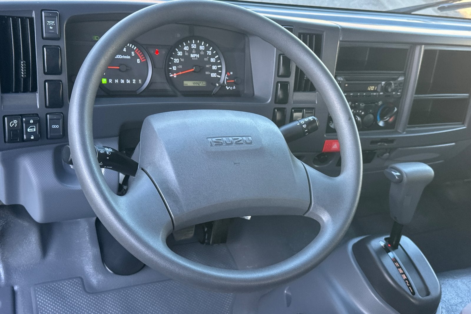2018 Isuzu NPR Base