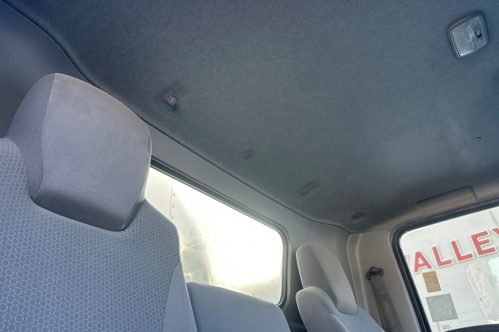 2018 Isuzu NPR Base