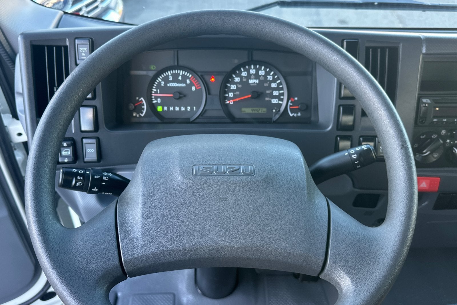 2018 Isuzu NPR Base