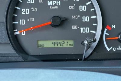 2018 Isuzu NPR Base