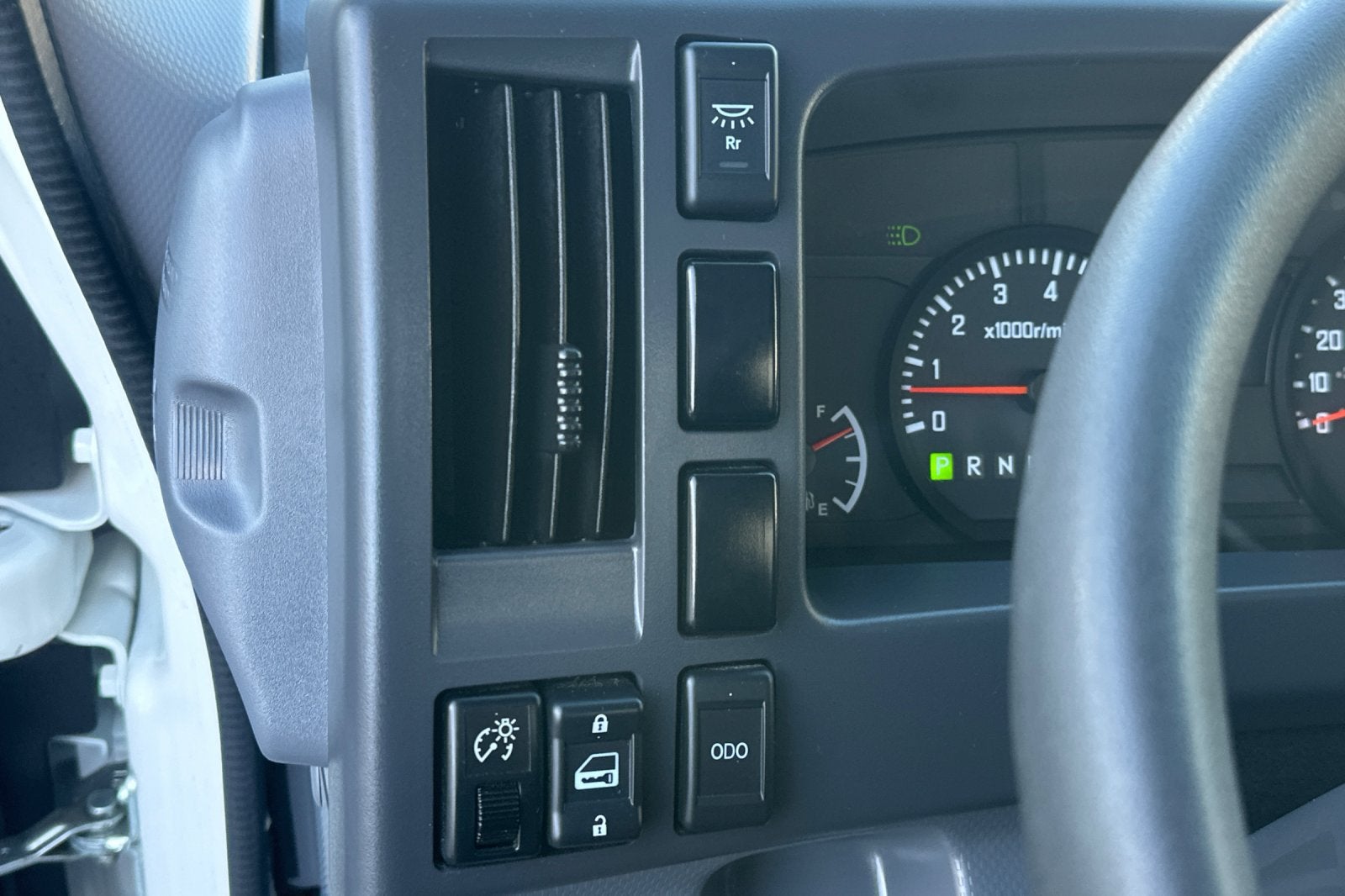 2018 Isuzu NPR Base