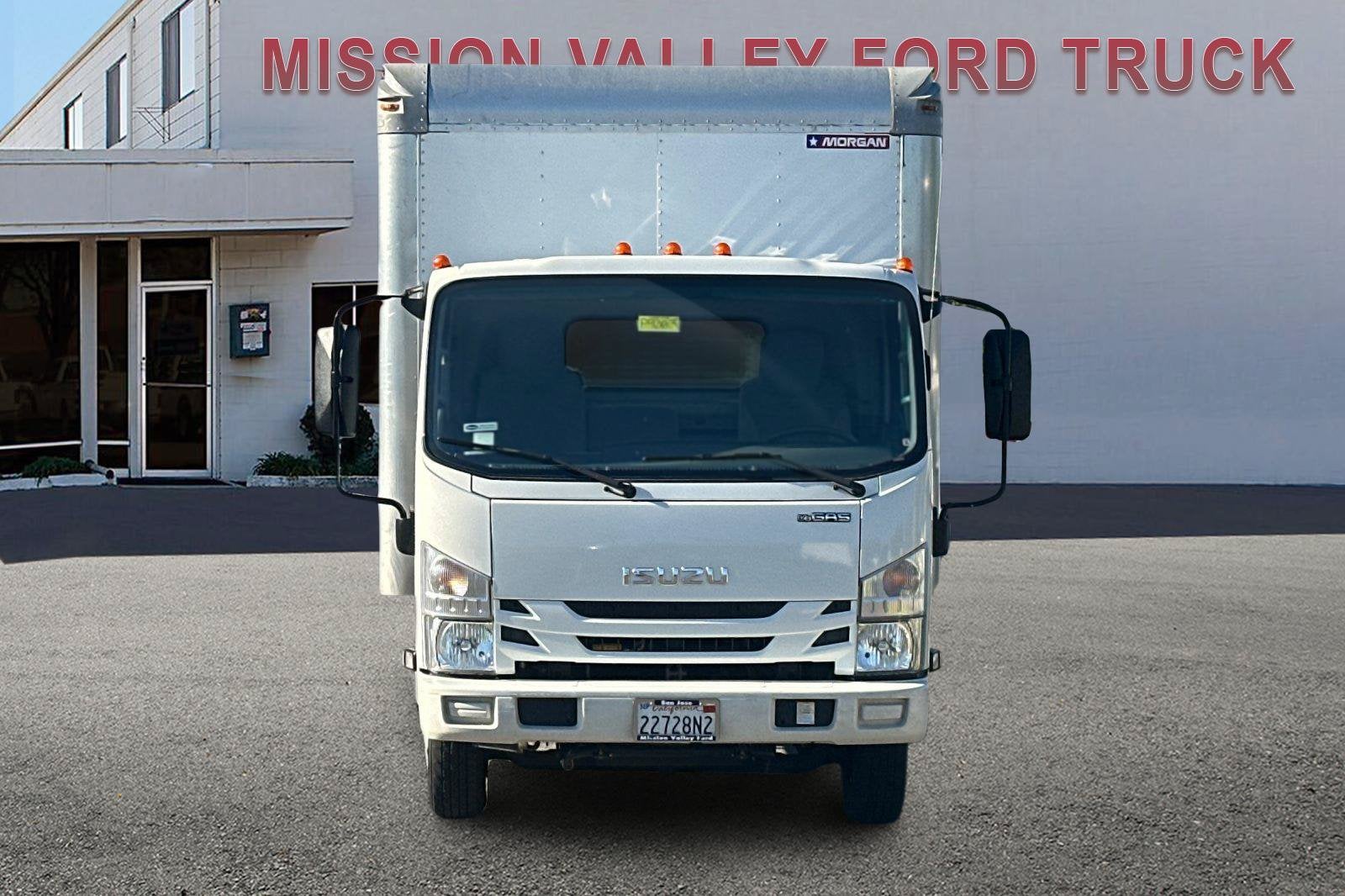 2018 Isuzu NPR Base