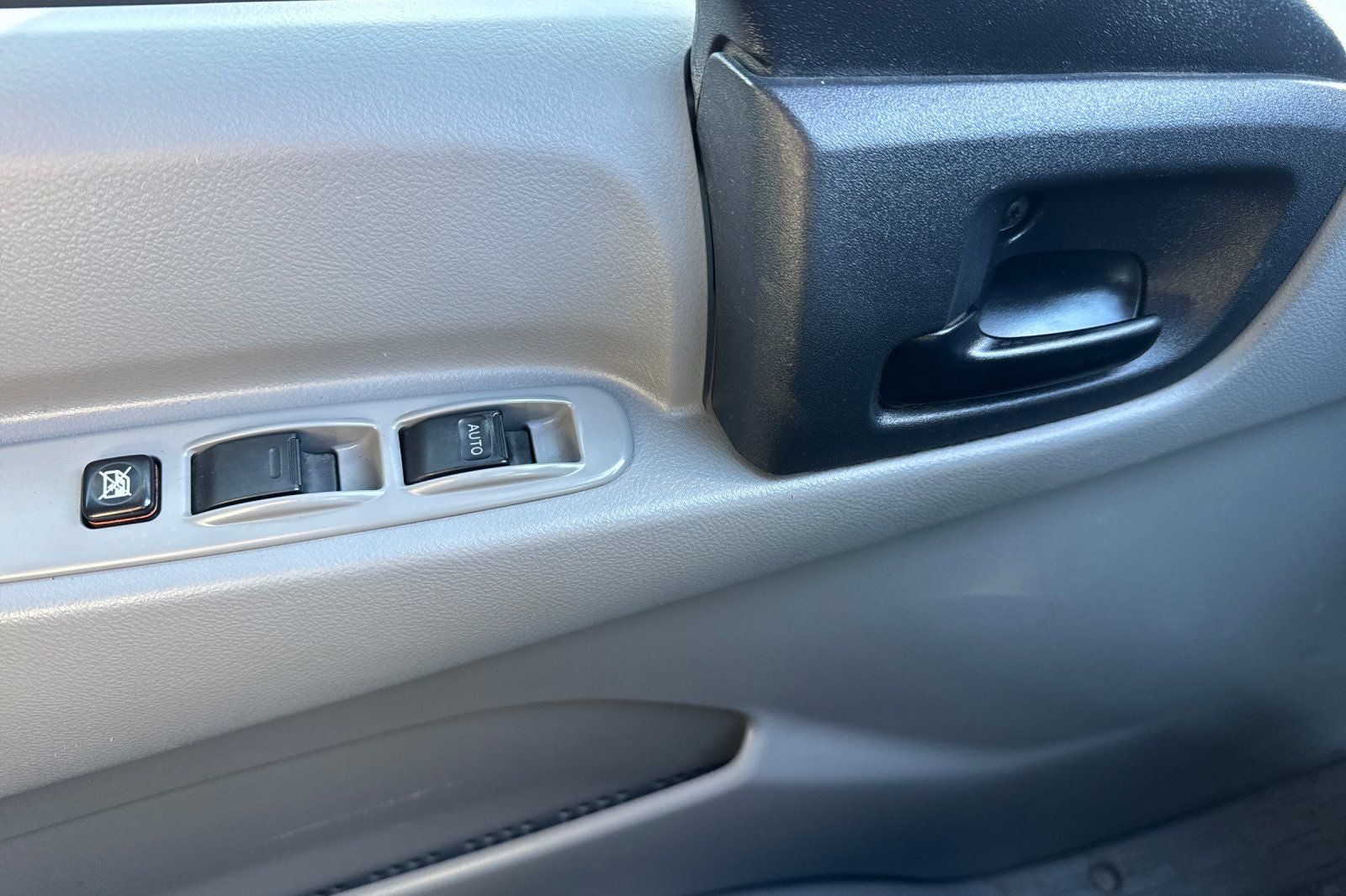 2018 Hino 195 Landscape Dump