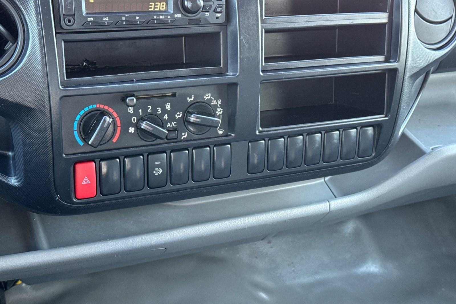 2018 Hino 195 Landscape Dump