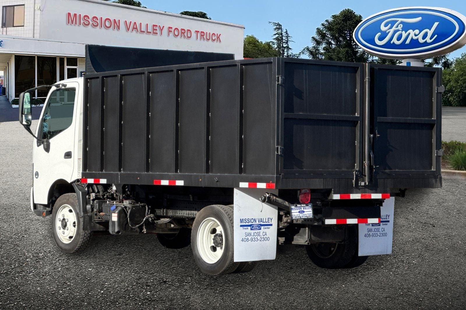 2018 Hino 195 Landscape Dump