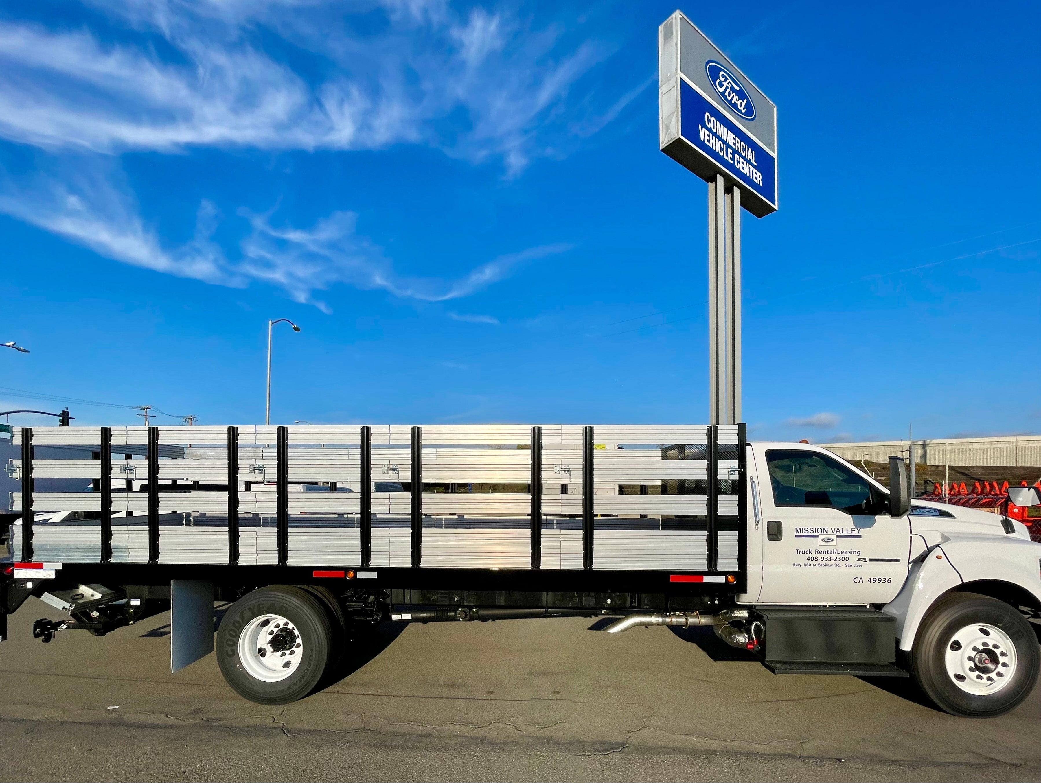 F650 22' Flatbed Rental